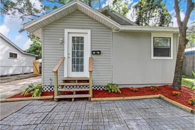 4586 Wheeler Ave, Jacksonville, FL 32210 - photo 4