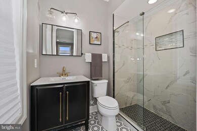 500 Riversail Ln unit 438, Oxon Hill, MD 20745 - photo 6