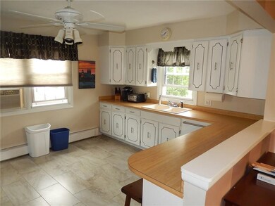 Open kitchen with lots of sunlight...