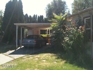 Carport