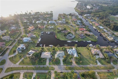 Great location with access to River from Canal