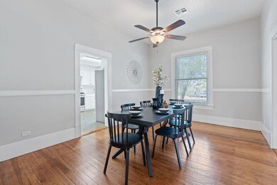 909 Hudgins St, Smithville, TX 78957 - photo 6