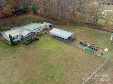 1922 Zacks Fork Rd, Lenoir, NC 28645 - photo 4