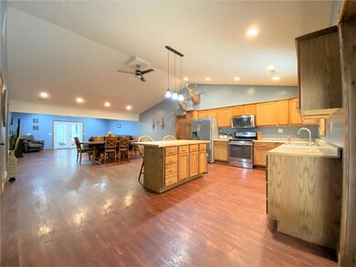 541 E Booe Rd, Austin, IN 47102 - photo 4