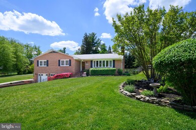 2113 Devere Ln, Catonsville, MD 21228 - photo 4