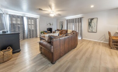 3613 58th St, Lubbock, TX 79413 - photo 2