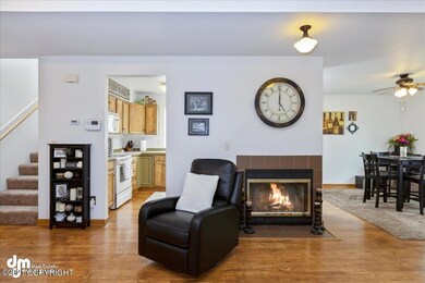 07-Living Room-ELKO6086