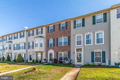 677 Hunting Fields Rd, Middle River, MD 21220 - photo 2