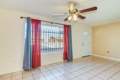 2218 N 53rd Ave, Phoenix, AZ 85035 - photo 5