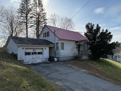 19 Gagnon St, Livermore Falls, ME 04254 - photo 3