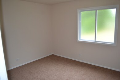 17405 Wellington Dr, Hazel Crest, IL 60429 - photo 5