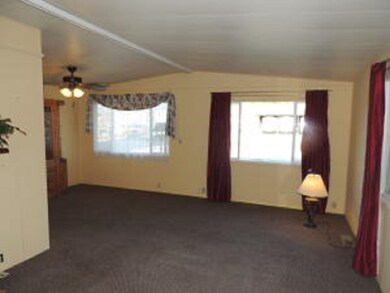 109 W Grant Ave, Chewelah, WA 99109 - photo 3