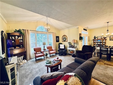 5645 Clingan Rd unit 8D, Struthers, OH 44471 - photo 2