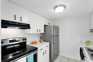 2000 15th Ct NW unit 15, Winter Haven, FL 33881 - photo 4