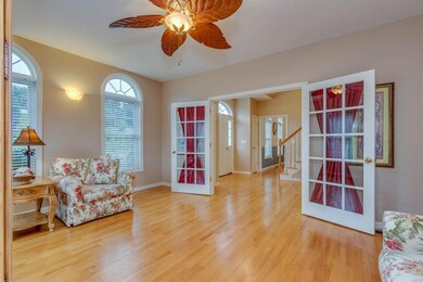 25 Collins Way, Pelham, NH 03076 - photo 4