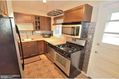 6914 Columbia Dr, Alexandria, VA 22307 - photo 6