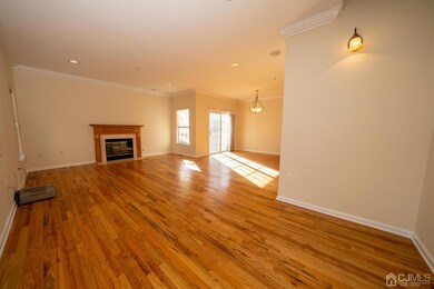 163 Forest Dr unit 163, Piscataway, NJ 08854 - photo 5