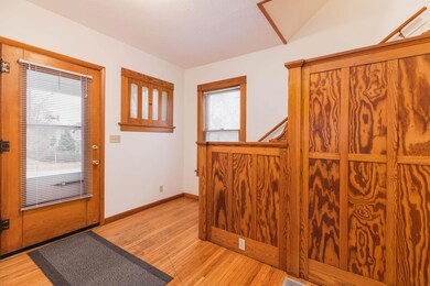 916 Walnut St, Cedar Falls, IA 50613 - photo 6