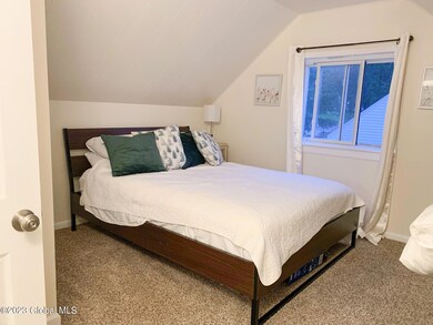 bedroom2