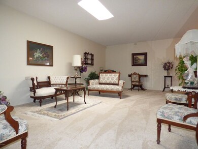 17669 N Del Webb Blvd, Sun City, AZ 85373 - photo 3