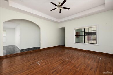 2010 Priscilla Ln, Edinburg, TX 78539 - photo 2