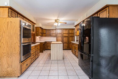 Plenty Of Cabinet Space