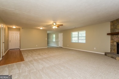 3790 Creekview Cir, Atlanta, GA 30349 - photo 2