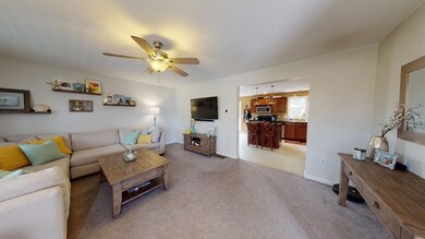 4 Captain Hall Rd, Middleboro, MA 02346 - photo 4