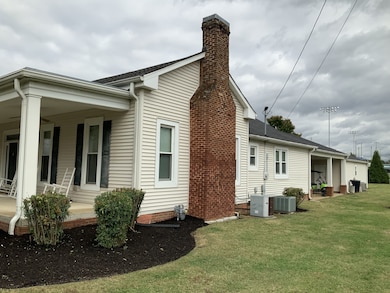 202 N Horton Pkwy, Chapel Hill, TN 37034 - photo 3