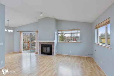 04-Living Room MS_6365