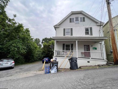 437 Baird St, Morgantown, WV 26505 - photo 2
