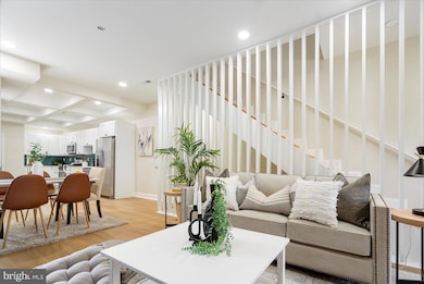 2537 Calverton Heights Ave, Baltimore, MD 21216 - photo 7