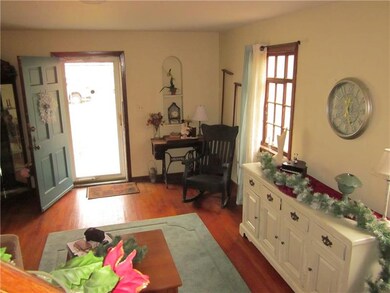 sparkling hardwood floors as you enter the living 