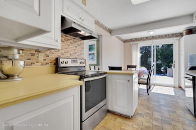 8 Chelsea Rd, Old Bridge, NJ 08857 - photo 7