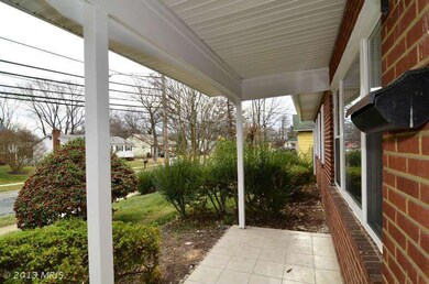 2015 Weber Dr, District Heights, MD 20747 - photo 2