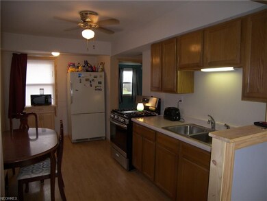 4524 Camden Ave, Lorain, OH 44055 - photo 4