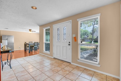 15810 Knoll Lake Dr, Houston, TX 77095 - photo 3