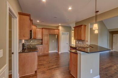 112 Whispering Pines Dr, Frankfort, KY 40601 - photo 5