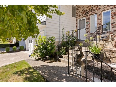 14912 NE Rose Pkwy unit 74B, Portland, OR 97230 - photo 4