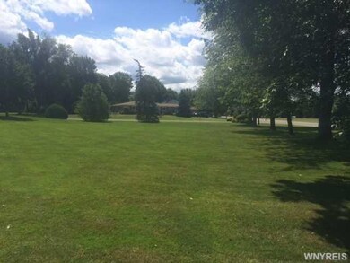 Land/Lot. Looking north to south