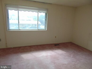 3258 Gleneagles Dr, Silver Spring, MD 20906 - photo 7