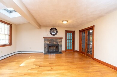 16 Avondale Ave, Billerica, MA 01821 - photo 5