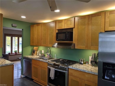 331 Gayle Dr, Sheffield Lake, OH 44054 - photo 5