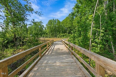 918 Kensley Grove Ln unit 66, Fuquay-Varina, NC 27526 - photo 3