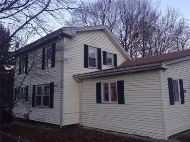 220 Dunnell Ave unit 1, Pawtucket, RI 02860 - photo 2