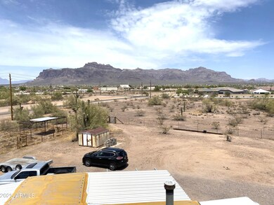 Superstition Mt from Lot