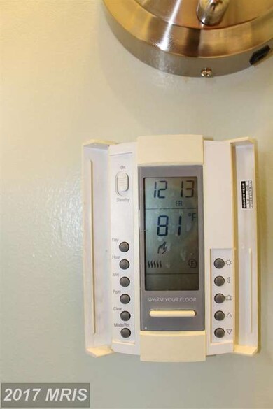 1612 Mount Eagle Place unit N/A, Alexandria, VA 22302 - photo 7