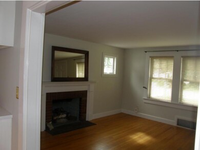 90 Hills Ferry Rd, Nashua, NH 03064 - photo 5