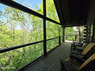 241 AMW Ext Hot Tub Porch 2