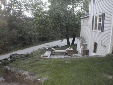 20 Prospect St, Hillsborough, NH 03244 - photo 4